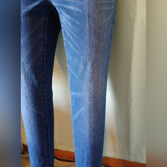 A Mossimo Mid Rise Jegging Jeans - Picture 8 of 9